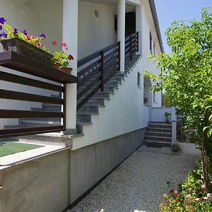 apartment-maja-stinjan-52212.in-istria.net/